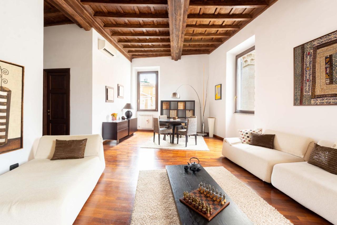 Trevi Fountain Square View Luxury Apartment Apartment *