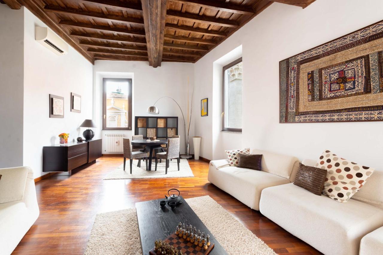Trevi Fountain Square View Luxury Apartment Apartment *