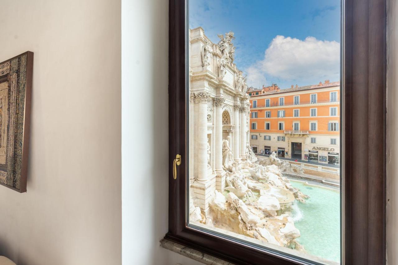 Apartment Trevi Fountain Square View Luxury Apartment Rome