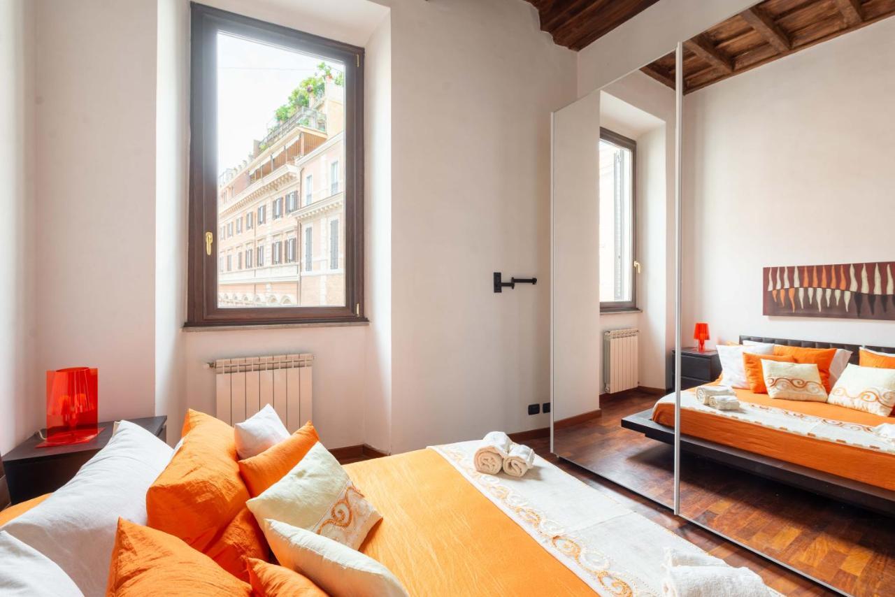 Trevi Fountain Square View Luxury Apartment Apartment *