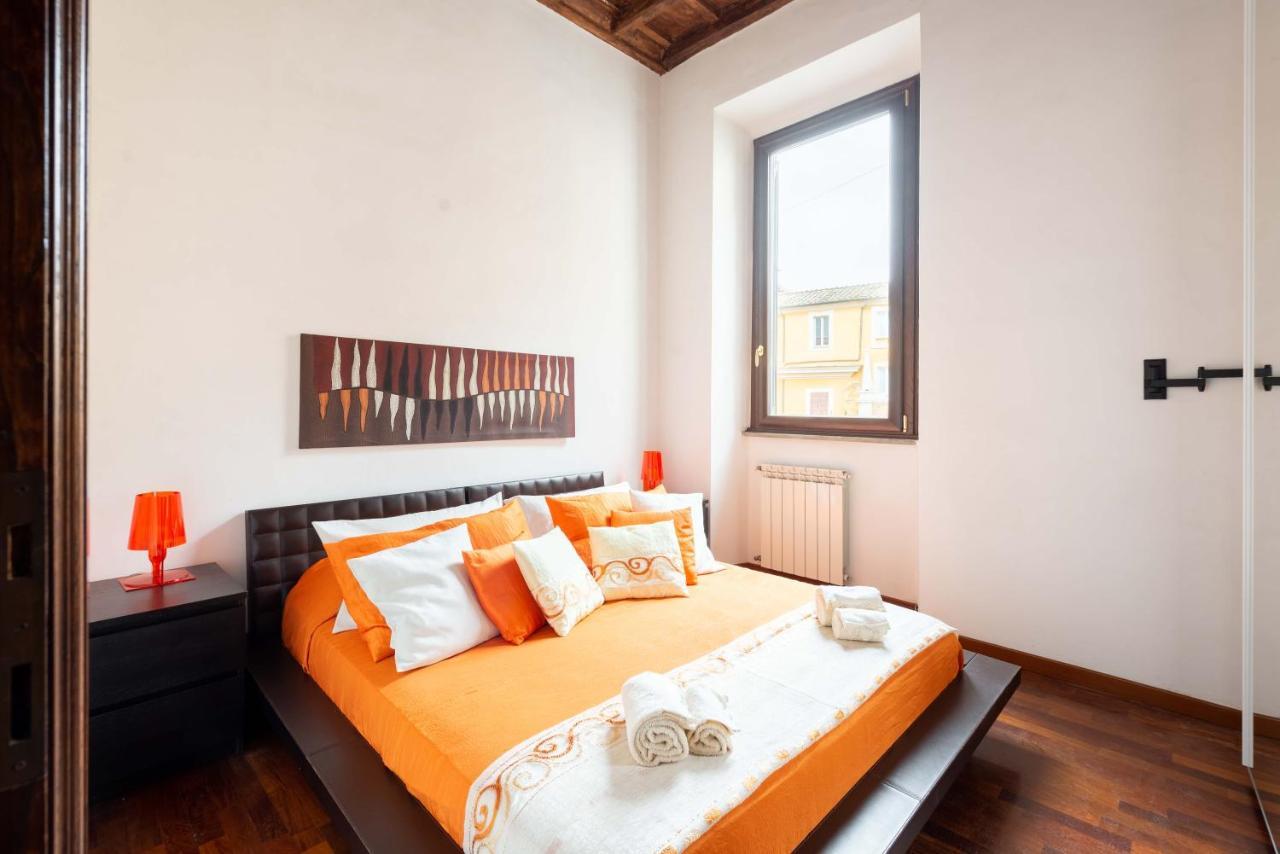 Apartment Trevi Fountain Square View Luxury Apartment Rome
