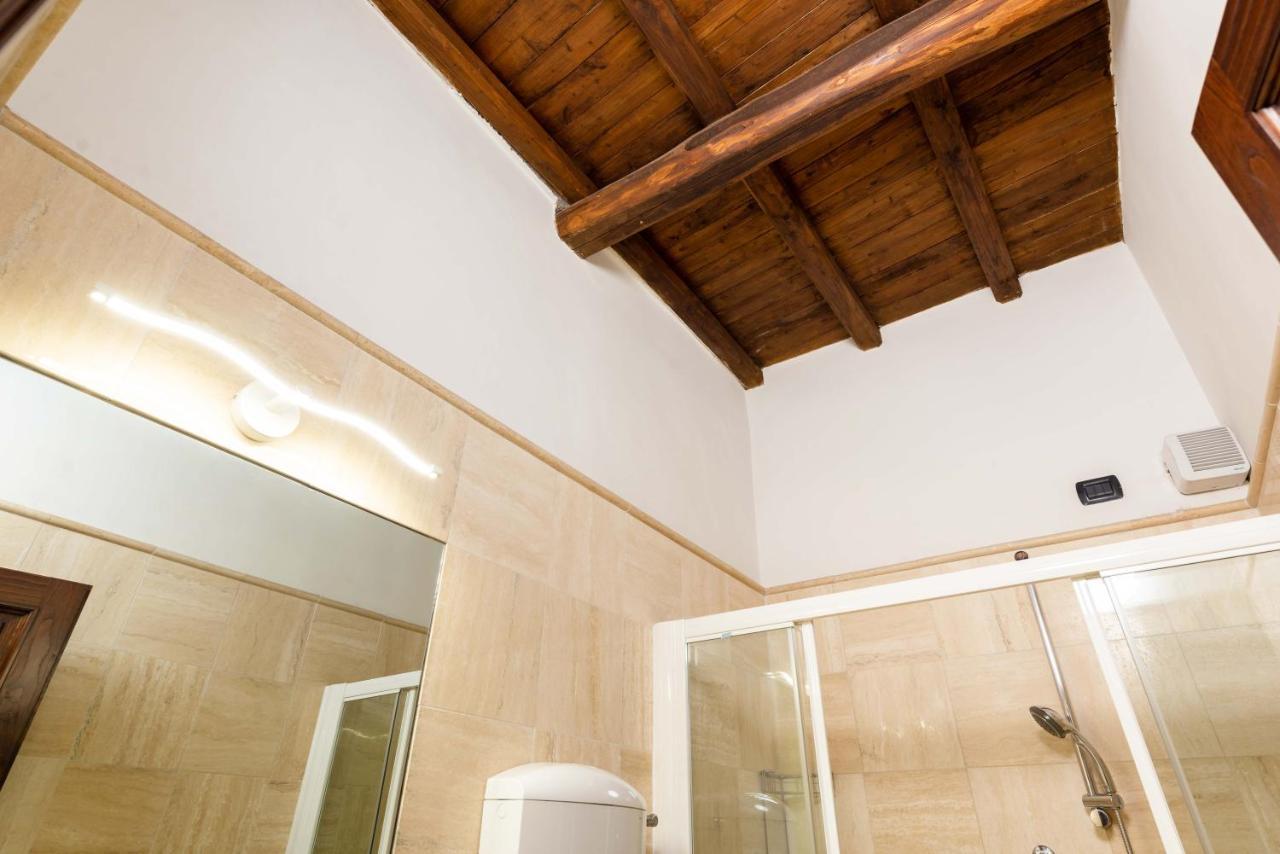 Apartment Trevi Fountain Square View Luxury Apartment Rome