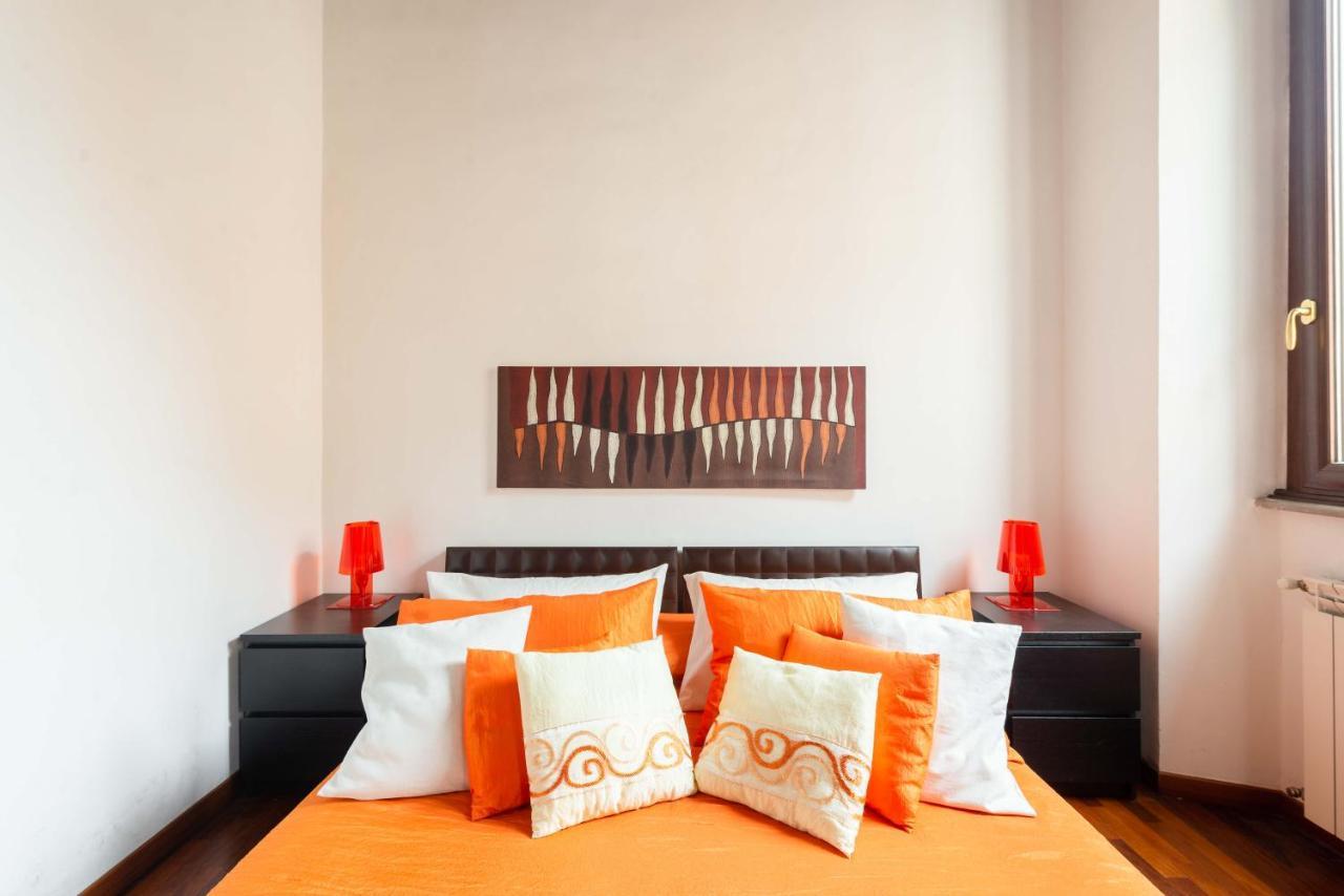 Trevi Fountain Square View Luxury Apartment Apartment